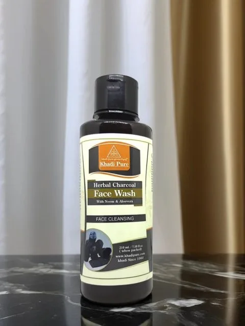Natural Detox with Khadi Charcoal Face Wash